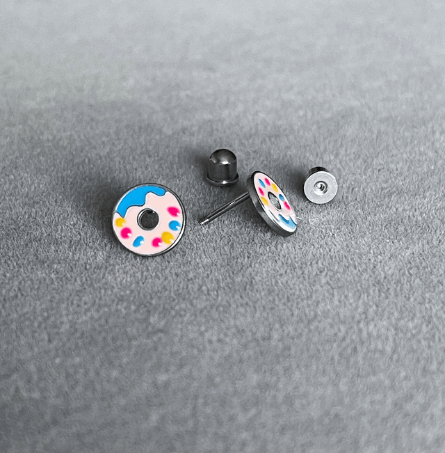 Doughnut Comfort Back Studs