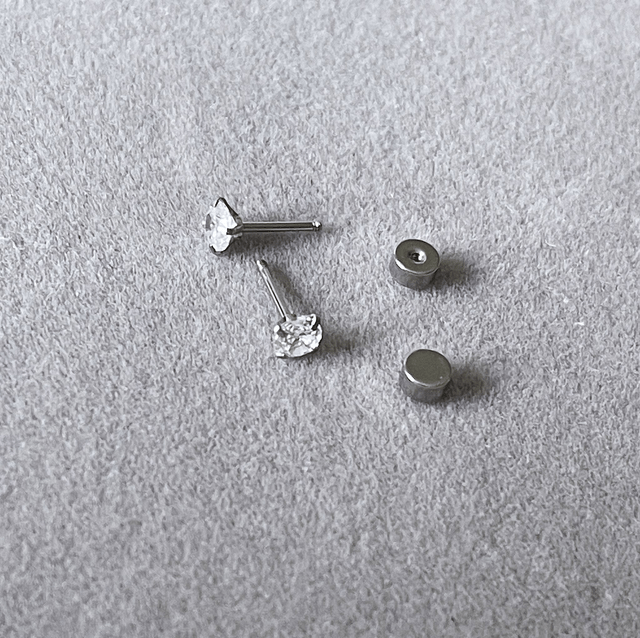 Solitaire Mini Comfort Back Studs