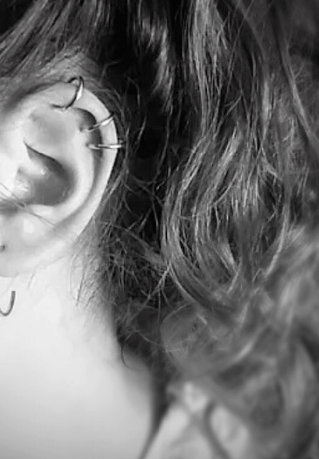 Small Huggies - Non-Pierced