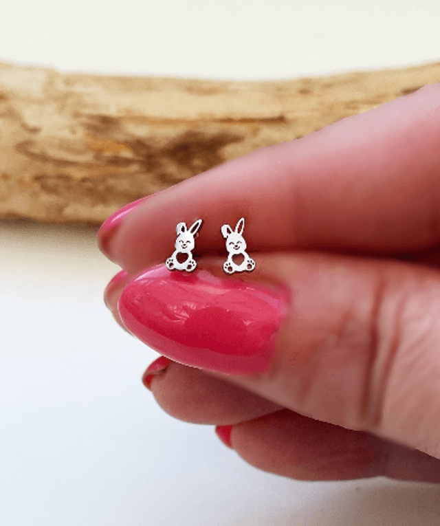 Cute Rabbit Mini Comfort Back Studs