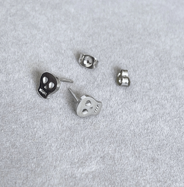Skull Stud Earrings