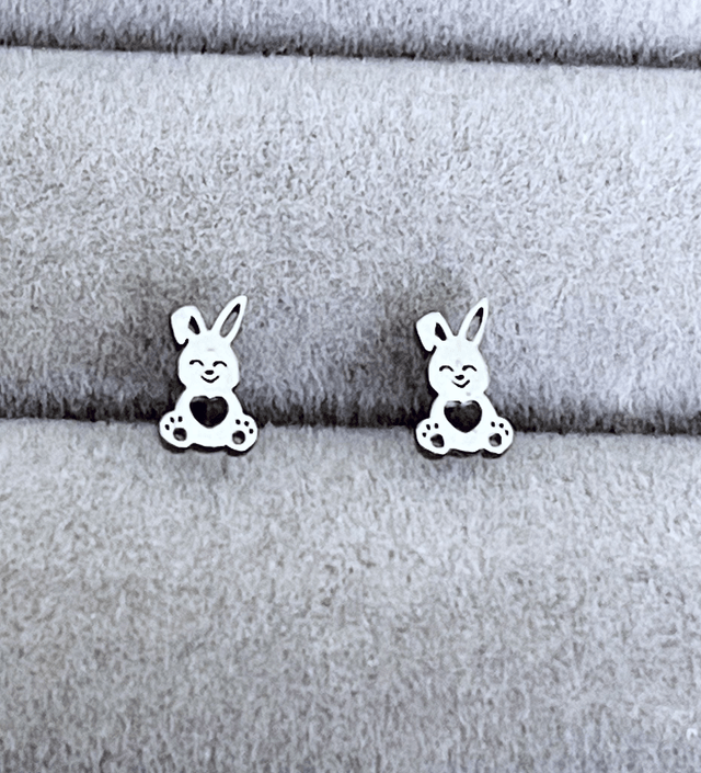 Cute Rabbit Mini Comfort Back Studs