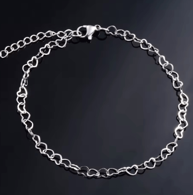 Stainless Steel Linked Hearts Bracelet - 18cm (Medium/Standard)