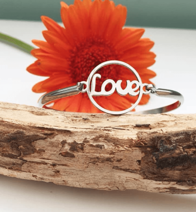 'Love' Bangle